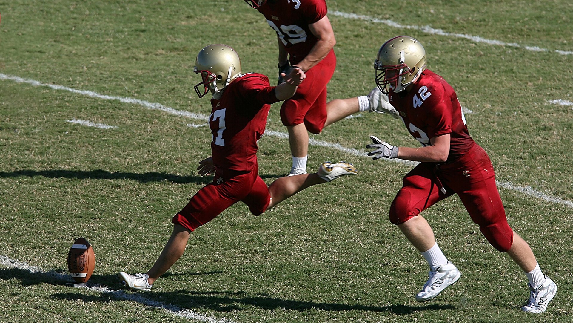 德甲俱乐部生态场地改造对社区环境的贡献分析